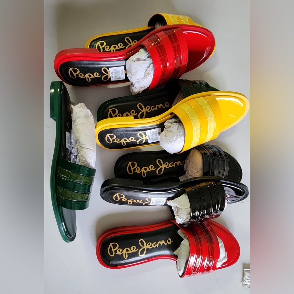 Nice all rubber slippers